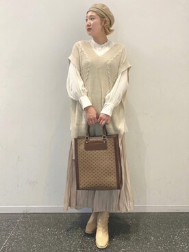 「SENSE OF PLACE by URBAN RESEARCH(センスオブプレイスバイアーバンリサーチ)のA4フレームトートバッグ(トートバッグ、ブラウン系)」を使った、AYAKAさん(レディース・163cm)の夏コーディネート