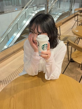 「アイテム（アクセサリー）」を使った、AYAKAさん（レディース・163cm）の春コーディネート