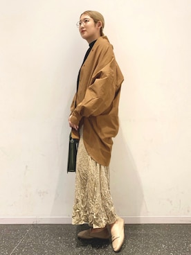 「SENSE OF PLACE by URBAN RESEARCH(センスオブプレイスバイアーバンリサーチ)のソフトコインローファー(ローファー、ベージュ系)」を使った、AYAKAさん(レディース・163cm)の夏コーディネート