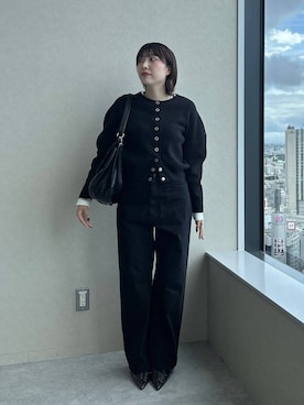 「JEANASIS（ジーナシス）のデニムワイドストレートパンツ/1043298（デニムパンツ、ブラック系）」を使った、マリンさん（レディース）の秋コーディネート