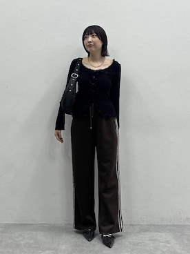 「JEANASIS（ジーナシス）のアイレットムーンショルダー/1049638（ショルダーバッグ、ブラック系）」を使った、マリンさん（レディース）の秋コーディネート
