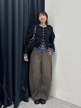 「JEANASIS（ジーナシス）の2WAYバックルサボ/1066512（モカシン/デッキシューズ、ブラック系）」を使った、マリンさん（レディース）の秋コーディネート
