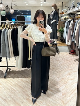 「アイテム（ネックレス）」を使った、shinoさん（レディース・159cm）の秋コーディネート