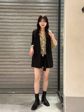 「CAPRICIEUX LE'MAGE（カプリシューレマージュ）の【セットアップ対応】スカートレイヤードショートパンツ（その他パンツ、ブラック系）」を使った、eba_lemageさん（レディース・159cm）の秋コーディネート