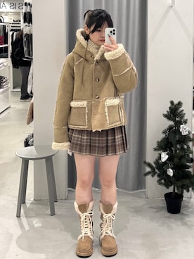 「アイテム（ムートンコート）」を使った、あすかさん（レディース・156cm・20代）の冬コーディネート