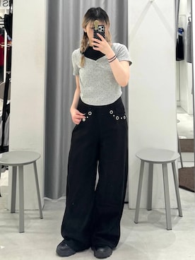 「3.3 Field Trip （3.3フィールドトリップ）の3.3 Field Trip／ハトメストレートパンツ（その他パンツ、ブラック系）」を使った、あすかさん（レディース）の夏コーディネート