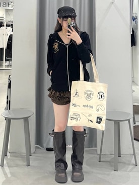 「3.3 Field Trip （3.3フィールドトリップ）の3.3 Field Trip／ドットフリルショートパンツ（その他パンツ、ブラウン系）」を使った、あすかさん（レディース）の秋コーディネート