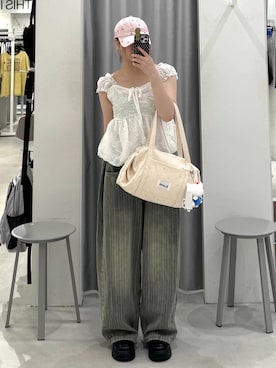 「3.3 Field Trip （3.3フィールドトリップ）の3.3 Field Trip／ストライプデニムパンツ（デニムパンツ、ブルー系）」を使った、あすかさん（レディース）の夏コーディネート