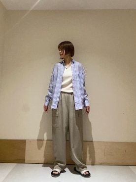 「URBAN RESEARCH DOORS（アーバンリサーチドアーズ）の針抜きテレコスクエアタンクトップ（タンクトップ、ホワイト系）」を使った、sasakiさん（レディース・165cm）の春コーディネート
