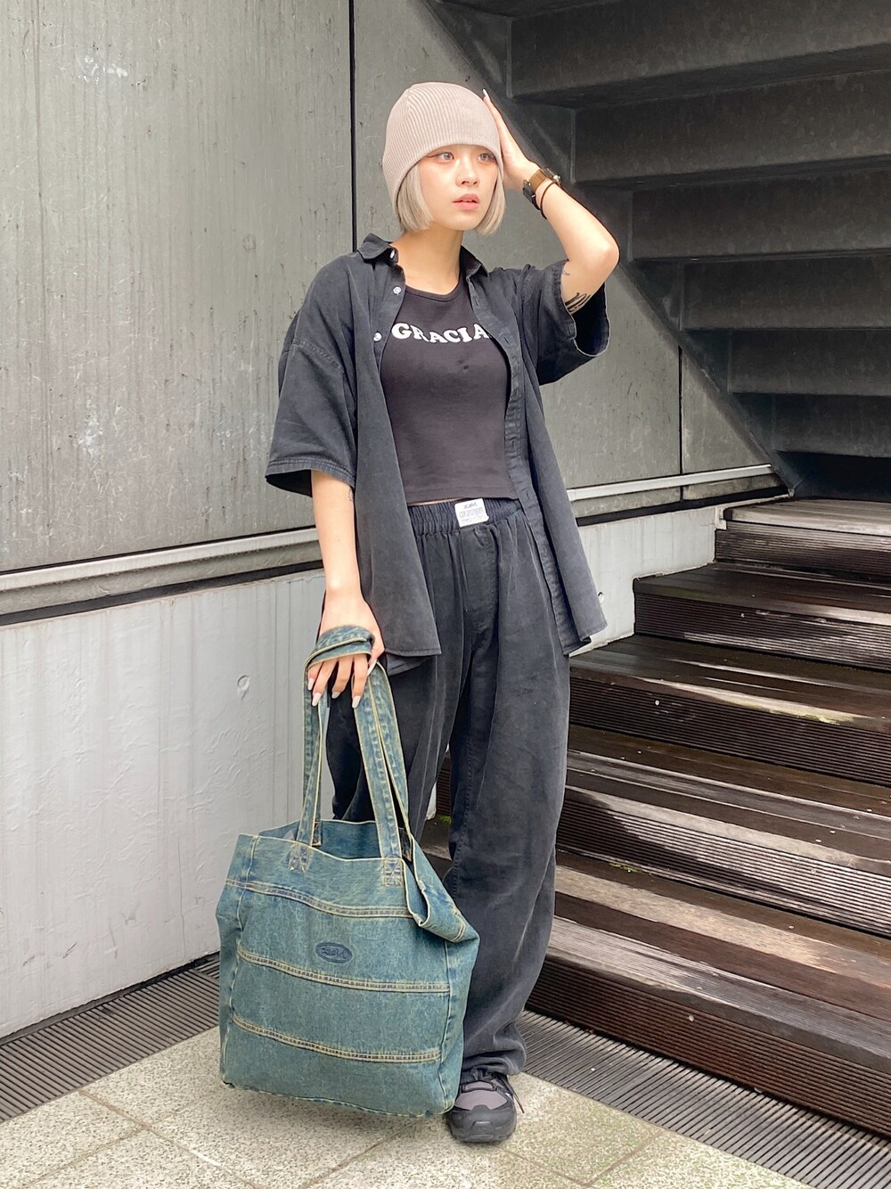 X-girl（エックスガール）の「OVERDYED DENIM TOTE BAG（トートバッグ