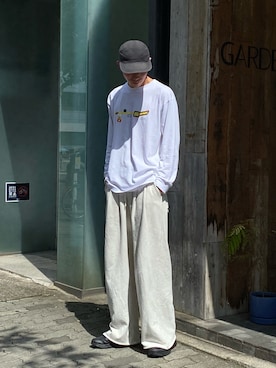 「アイテム（スウェットパンツ、シルバー系）」を使った、Taiyo Maruyamaさん（メンズ・187cm）の秋コーディネート