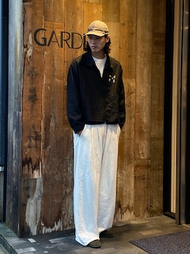 「アイテム（スウェットパンツ、シルバー系）」を使った、Taiyo Maruyamaさん（メンズ・187cm）の秋コーディネート
