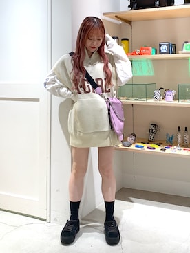「x-girl_ootd」｜「アイテム（ワンピース/ドレス）」を使った、古内 麻衣さん（レディース・157cm）の秋コーディネート