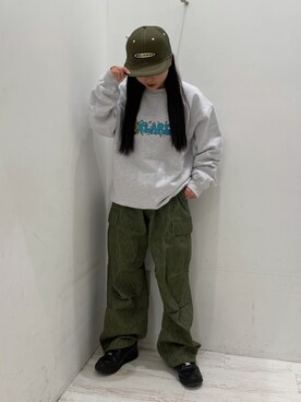 「エクストララージ」｜「アイテム（キャップ）」を使った、理子さん（レディース・152cm）の冬コーディネート