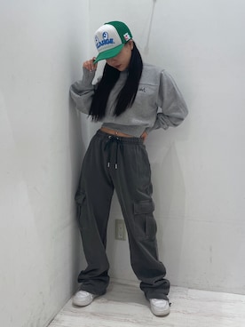 理子さんの「COMPACT SWEAT TOP」を使ったコーディネート