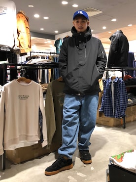 「アイテム（マウンテンパーカー）」を使った、USboarder nogiさん（メンズ・168cm）の秋コーディネート