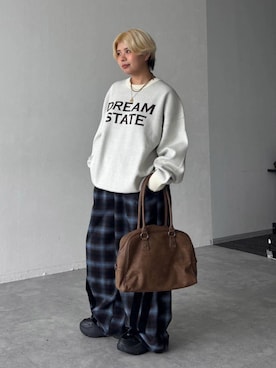 「PBLIM（ページボーイリム）のアイテム（スラックス）」を使った、shibaoutfitsさん（レディース・154cm）の秋コーディネート