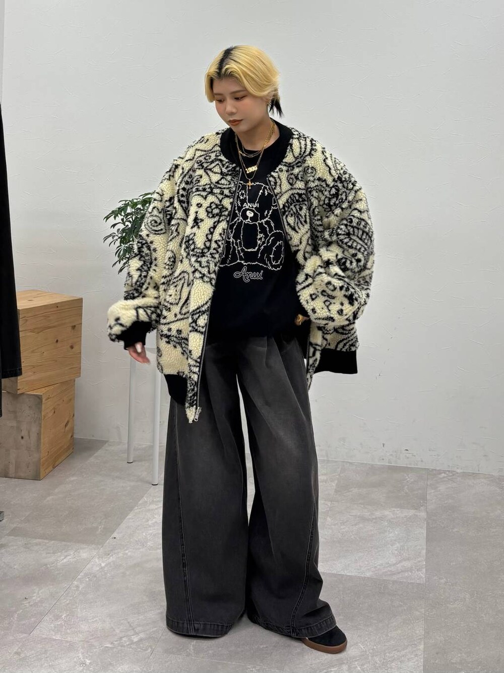 Anui（アニュイ）の「【UNISEX/2サイズ展開】リバーシブルボア