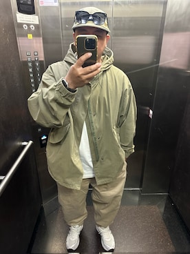 「アイテム（ミリタリージャケット）」を使った、Liu KaKaさん（メンズ・173cm）の冬コーディネート