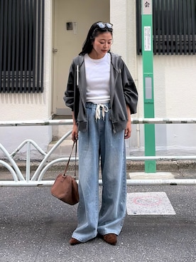 「アイテム（パーカー）」を使った、yunaさん（レディース・153cm）の秋コーディネート