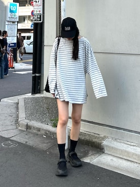 「アイテム（キャップ）」を使った、yunaさん（レディース・153cm）の秋コーディネート