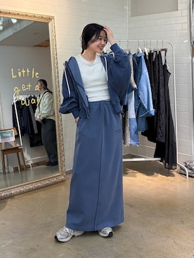 「CIAOPANIC TYPY（チャオパニックティピー）の【ゆるっと抜け感大人フーディー】ピグメントダンボールパーカー（パーカー、ブルー系）」を使った、yunaさん（レディース・153cm）の春コーディネート