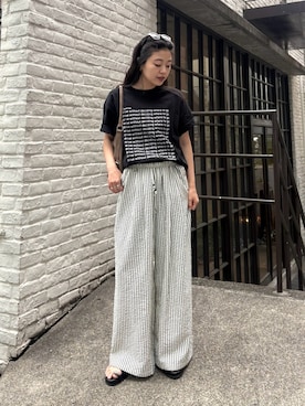 「CIAOPANIC TYPY（チャオパニックティピー）の【UNISEX】【全12色展開】メッセージプリント半袖Tee（Tシャツ/カットソー、ブラック系）」を使った、yunaさん（レディース・153cm）の春コーディネート