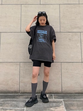 「CIAOPANIC TYPY（チャオパニックティピー）の【UNISEX】【WEB限定】宇宙人プリントTシャツ（Tシャツ/カットソー、グレー系）」を使った、yunaさん（レディース・153cm）の春コーディネート