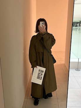 「カーキアウター」｜「アイテム（トレンチコート）」を使った、reikaさん（レディース・155cm）の秋コーディネート