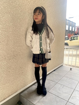 「アイテム（カーディガン/ボレロ）」を使った、ryoさん（キッズ・120cm）の冬コーディネート