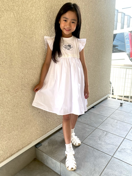 新品　べべ　Bebe ワンピース　150 パイナップル　綿100%　13200円 ピクニック フラワー プリント バルーン 袖 ワンピース (90