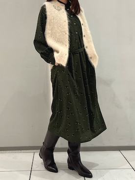 「アイテム（ブローチ/コサージュ）」を使った、kameda.さん（レディース・159cm）の冬コーディネート