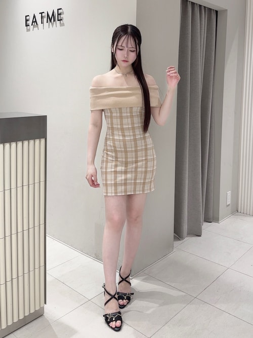 Backカットアウトチェックワンピース