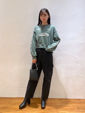 「FREE'S MART（フリーズマート）のアイテム（スウェット）」を使った、林奈緒美さん（レディース・167cm）の冬コーディネート