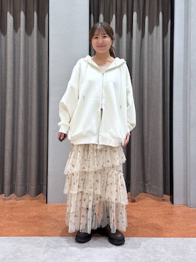 「LOWRYS FARM（ローリーズファーム）のアイテム（スカート）」を使った、mimuさん（レディース・154cm）の秋コーディネート