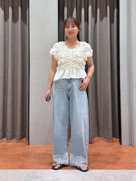 「LOWRYS FARM（ローリーズファーム）のシャーリングブラウスフレンチスリーブ　1046442（シャツ/ブラウス、ホワイト系）」を使った、mimuさん（レディース・154cm）の夏コーディネート