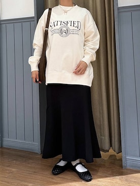 「マーメイドスカート」｜「アイテム（スウェット）」を使った、mimuさん（レディース・154cm）の春コーディネート