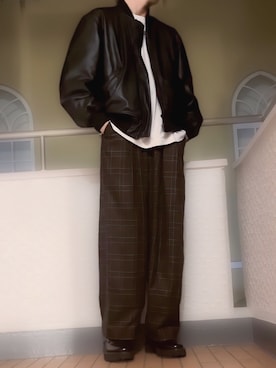 「ADRER（アドラー）のアイテム（スラックス）」を使った、umiさん（メンズ・180cm）の冬コーディネート