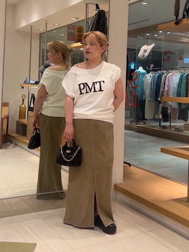 「GALLARDAGALANTE（ガリャルダガランテ）のアイテム（Tシャツ/カットソー）」を使った、モリさん（レディース・151cm）の夏コーディネート