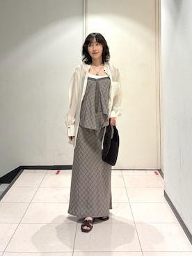「KBF（ケイビーエフ）のマルチWAYキャミソールSETスカート（セットアップ、グレー系）」を使った、うえさん（レディース・154cm）の春コーディネート