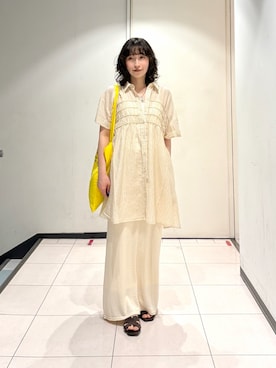 「KBF（ケイビーエフ）のターンナップシャーリングミニワンピース（ワンピース、ホワイト系）」を使った、うえさん（レディース・154cm）の春コーディネート
