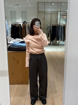 「アイテム（ソックス/靴下、グレー系）」を使った、uchida airiさん（レディース・160cm）の秋コーディネート