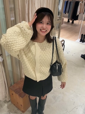 「アイテム（ヘアアクセサリー）」を使った、uchida airiさん（レディース・160cm）の秋コーディネート