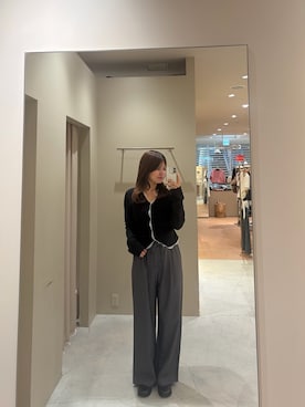 「mystic（ミスティック）の【新色IVO・GRY/3サイズ展開◎】ラインストーンWベルトパンツ（スラックス、グレー系）」を使った、airiさん（レディース・160cm）の秋コーディネート