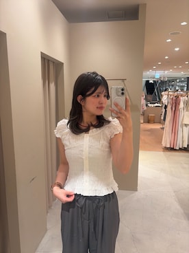 「mystic（ミスティック）の【新色IVO・GRY/3サイズ展開◎】ラインストーンWベルトパンツ（スラックス、グレー系）」を使った、airiさん（レディース・160cm）の夏コーディネート