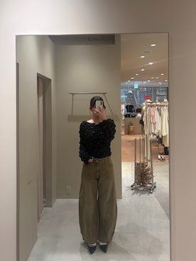 「mystic（ミスティック）の【新色NVY・BRN・BLU2/3サイズ展開】バレルBIGデニム（デニムパンツ）」を使った、airiさん（レディース・160cm）の秋コーディネート
