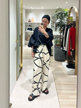 「LOUNGEDRESS（ラウンジドレス）の【INDIA】スキッパーレースブラウス（シャツ/ブラウス、ブラック系）」を使った、kuuusanさん（レディース・157cm）の春コーディネート