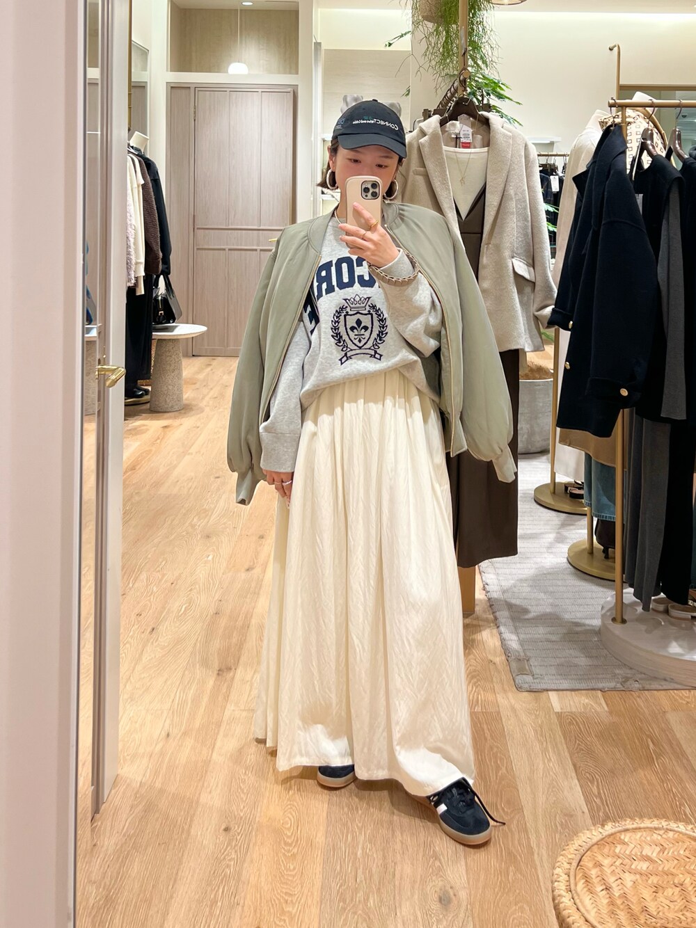 LOUNGEDRESS（ラウンジドレス）の「タックギャザースカート（スカート