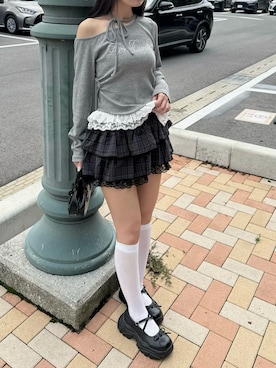 「アイテム（サンダル）」を使った、mameさん（レディース・155cm）の秋コーディネート