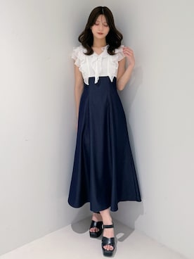 「MERCURYDUO（マーキュリーデュオ）の2WAYラッフルブラウスドッキングワンピース（ワンピース、ホワイト系）」を使った、mihoさん（レディース・163cm）の春コーディネート